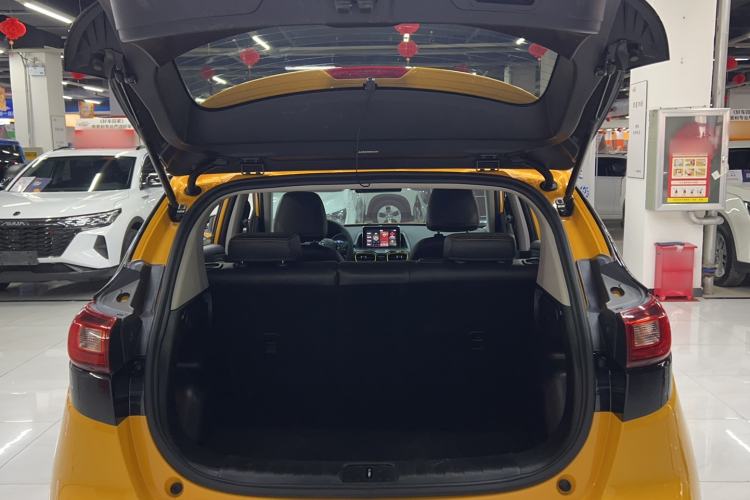 Used Dongfeng Aeolus AX4 2017 1.4T DCT Trendy & Stylish Model