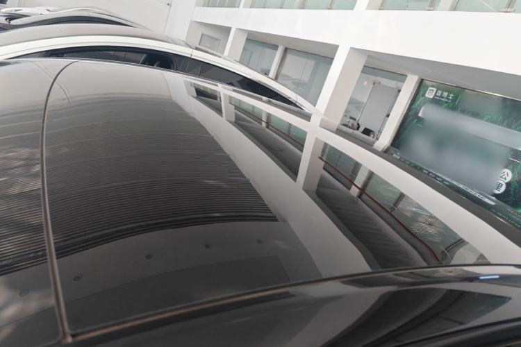 Used Tesla Model Y 2024 Rear-Wheel-Drive Version Roof