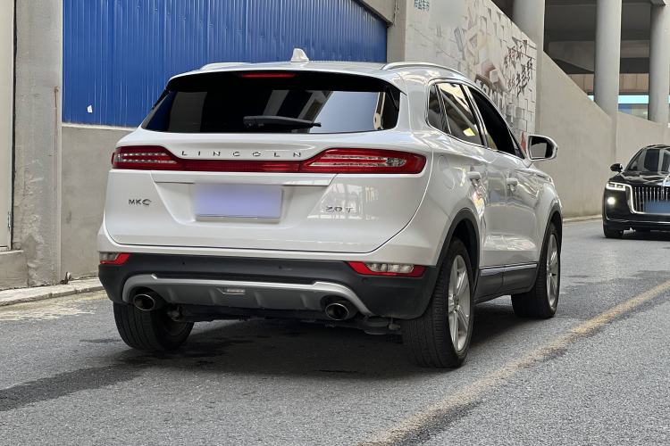 Used Lincoln MKC 2017 2.0T Two-Wheel Drive Deluxe Edition