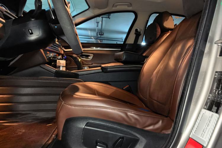 Used BMW 5 Series 2014 525Li Luxury Design Package
