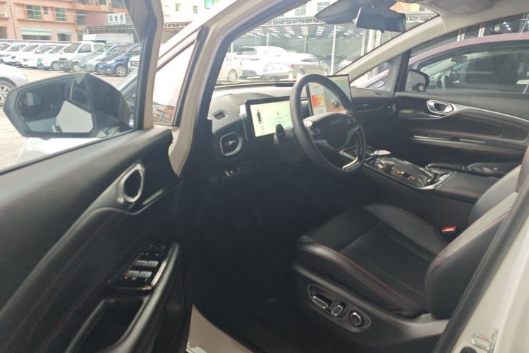 Used AION V 2021 Plus 70 Smart Technology Edition Lithium Iron Phosphate