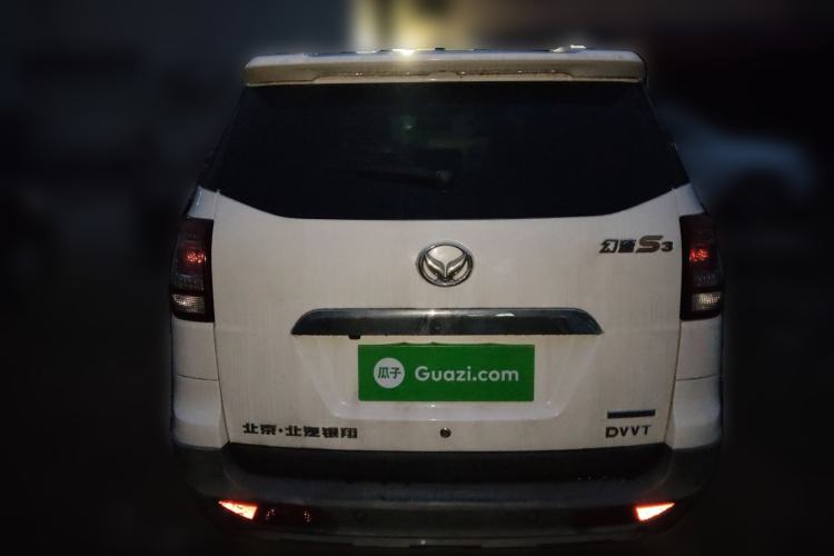 Used HYOSOW S3 2015 1.5L Luxury Model China V Standard