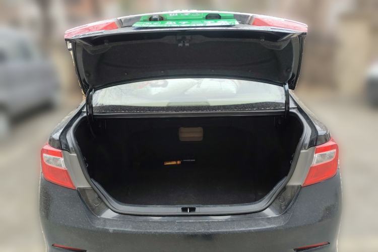 Used Toyota Camry 2013 2.0G Comfort Edition
