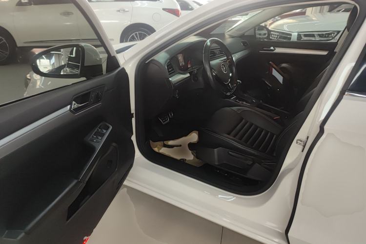 Used Volkswagen Lamando 2021 230TSI DSG Fashion Edition