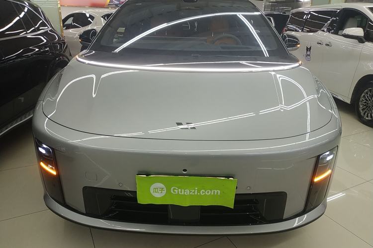 Used Li Auto Li Auto i8 2025 Model Standard Version
