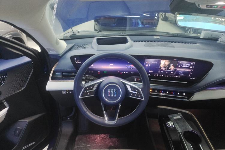 Used Buick E5 2023 Avia Four-Wheel Drive Version