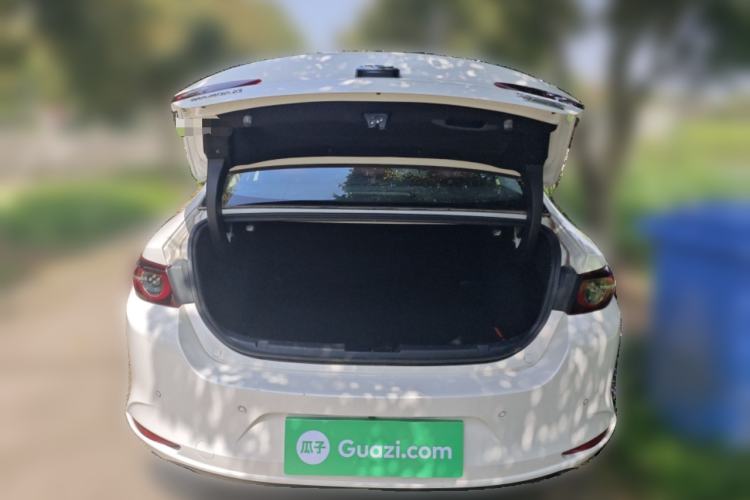 Used Mazda 3 Axela 2023 2.0L Automatic ZhiZhen Edition
