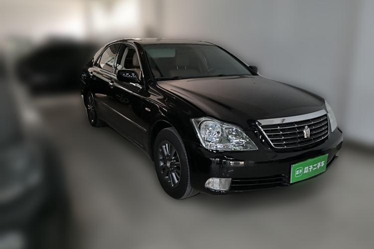 Used Toyota Crown 2007 2.5L Royal Navigation Edition Front Right 45 Deg