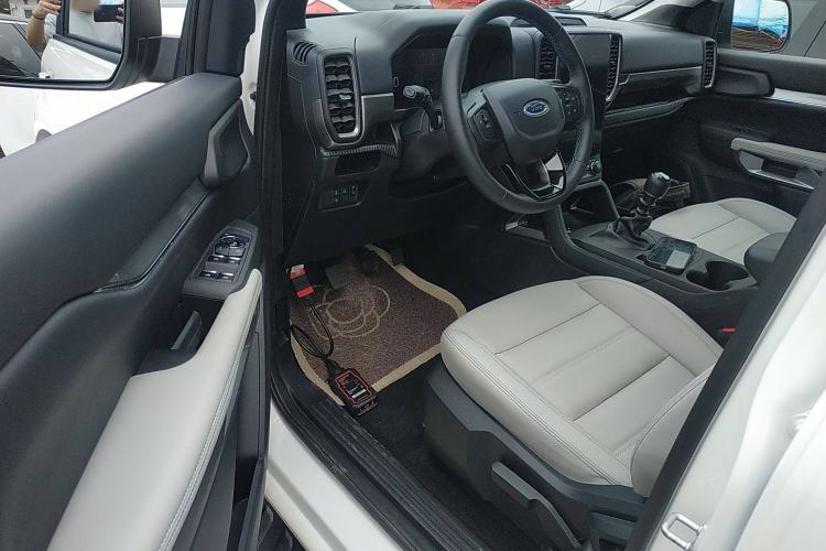 Used Ford Ranger 2023 Shanlin Two-Wheel Drive Manual Gasoline Model
