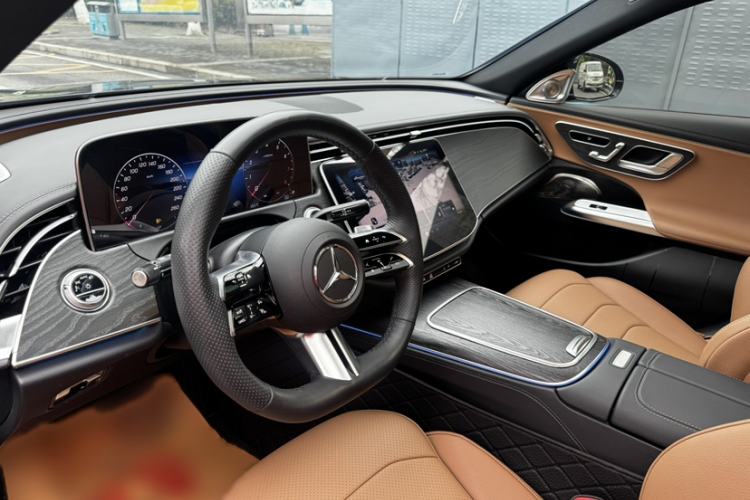 Used Mercedes-Benz E-Class 2024 E 300 L Fashion Sport Model