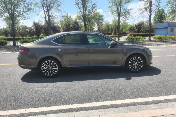 Used Skoda Superb 2018 TSI330 DSG Luxury Edition China V Standard Exterior 2