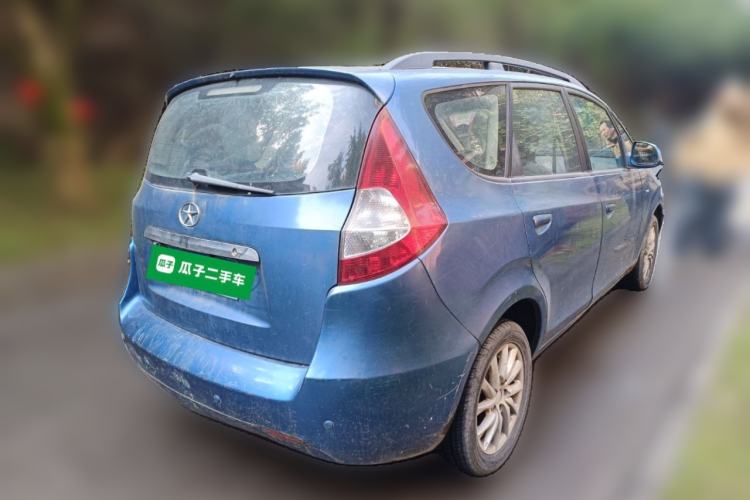 Used JAC Group Refine M2 2012 1.5L MT Comfort Sporty 7-Seater
