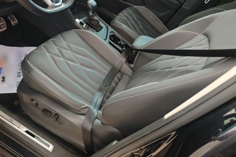 Used Volkswagen Tiguan L 2022 330TSI Automatic Two-Wheel Drive R-Line Enhanced Edition
