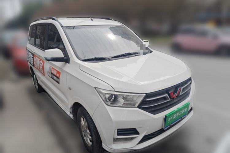 Used Wuling Hongguang 2019 1.5L S Comfort Edition China VI LAR

