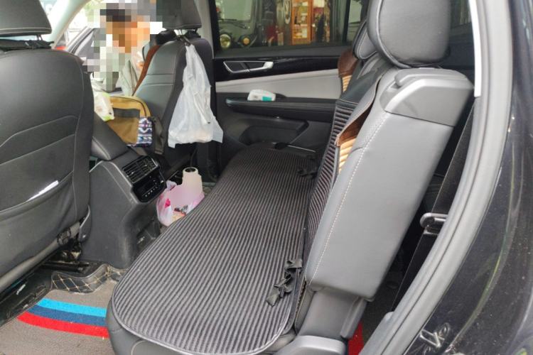 Used Volkswagen Teramont 2021 330TSI Two-Wheel-Drive Prestige Luxury Edition Left Rear Seat