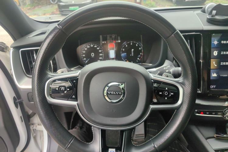 Used Volvo XC60 2018 T5 4x4 Smart & Sporty Edition Steering Wheel