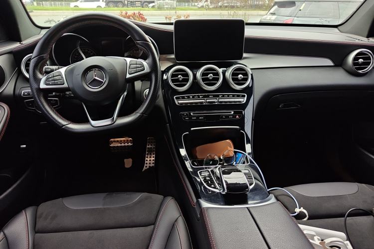 Used Mercedes-Benz GLC AMG 2017 AMG GLC 43 4MATIC Center Console