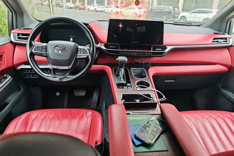 Used Toyota Granvia 2023 2.5L Hybrid Comfort Edition