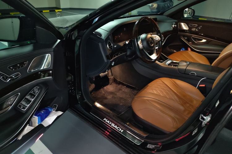 Used Mercedes-Benz Maybach S-Class 2020 S 450 4MATIC Collector's Edition Driver Seat