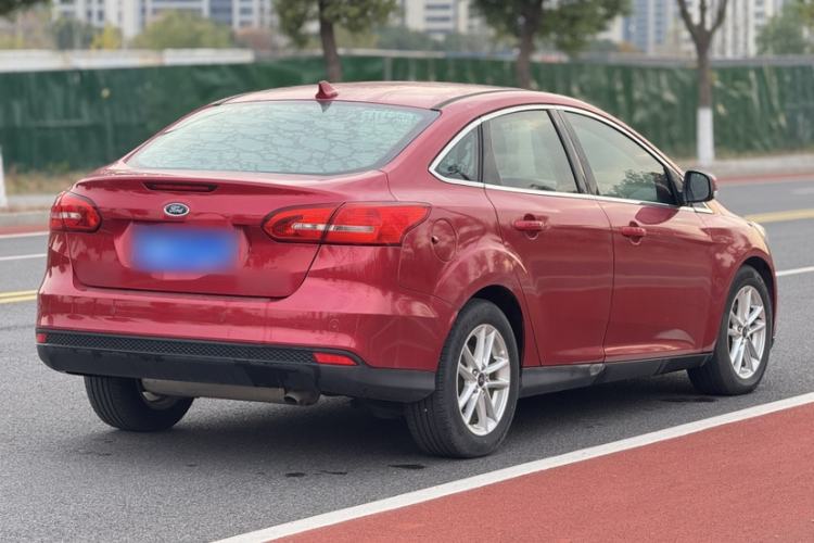 Used Ford Focus 2017 Sedan 1.6L Automatic Fashion Edition Smart Drive Version
