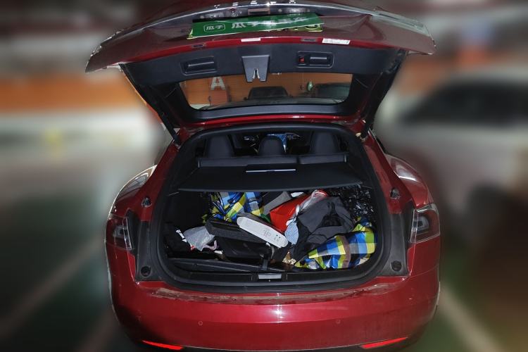 Used Tesla Model S 2017 S 75D Standard Range Edition Trunk