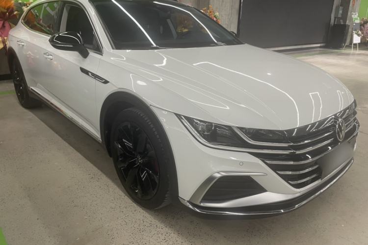 Used Volkswagen FAW-Volkswagen CC 2023 Hunting Vehicle 380TSI Hunter's Heart Edition
