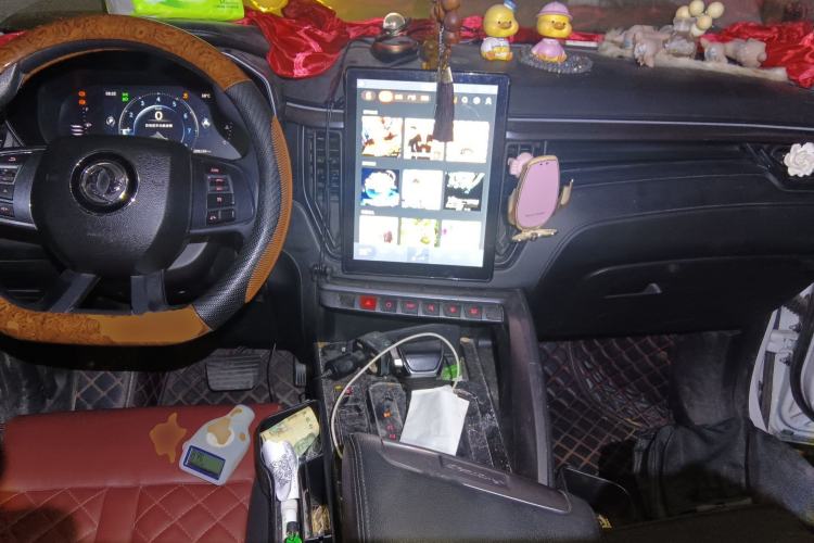 Used FORTHING T5 2020 1.5T Automatic Luxury Model China VI Standard Center Console