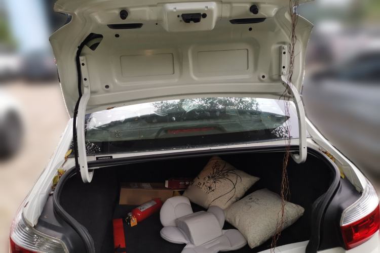 Used Citroen Elysee 2015 ZhiShang Edition 1.6L Manual Comfort Model