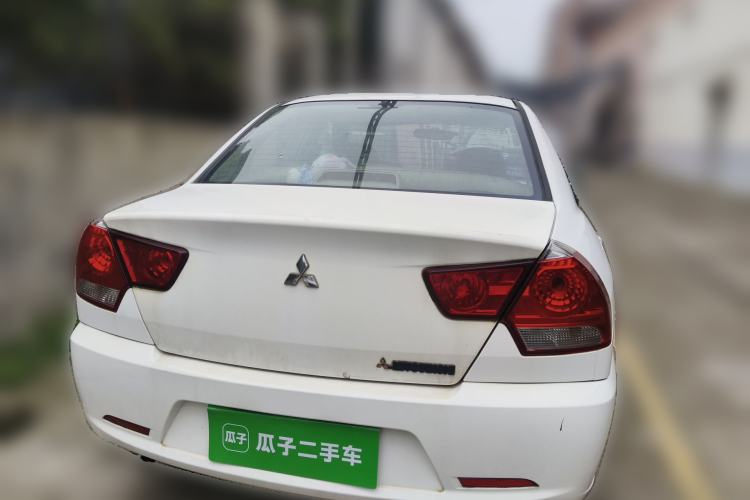 Used Soueast V3 Lingyue 2013 Revised Version 1.5L Manual – Affordable Edition Rear