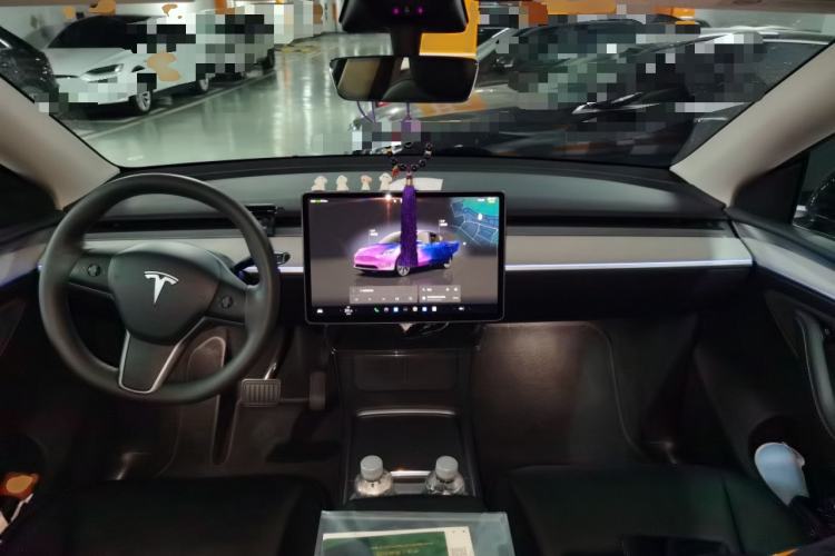 Used Tesla Model Y 2023 Rear-Wheel-Drive Version