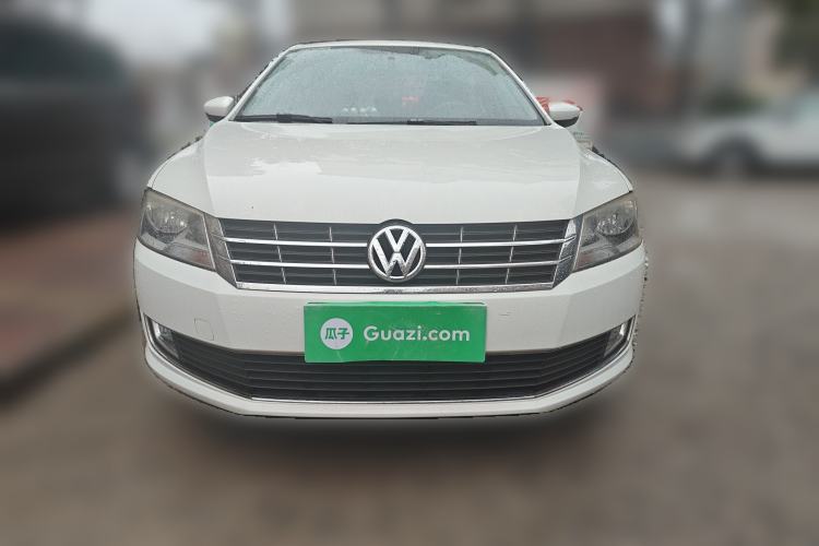 Used Volkswagen Lavida 2013 1.6L Manual Comfort Edition
