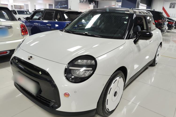 Used MINI Electric COOPER 2025 Model Facelift 466km COOPER E Classic Style