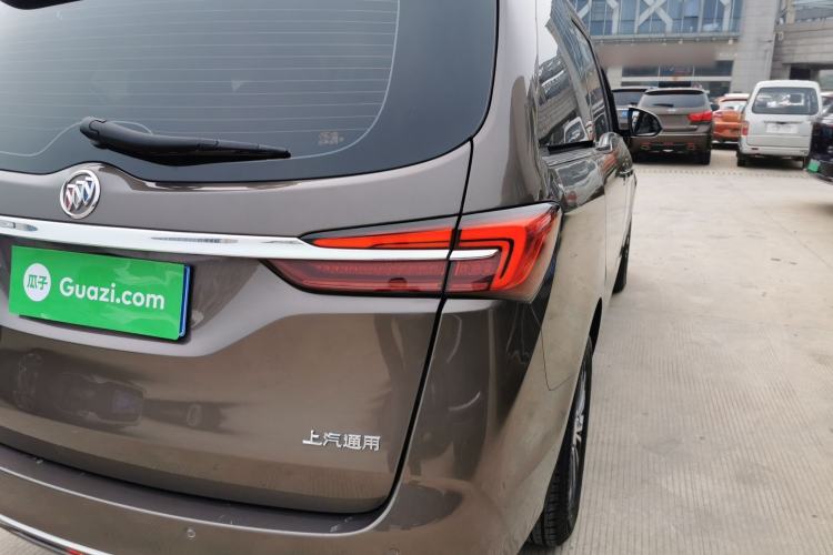 Used Buick GL8 2022 Land Cruiser Executive Class 652T Comfort Model
