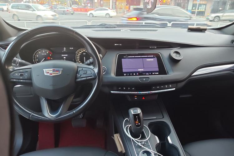 Used Cadillac XT4 2018 28T Two-Wheel Drive Tech Version
