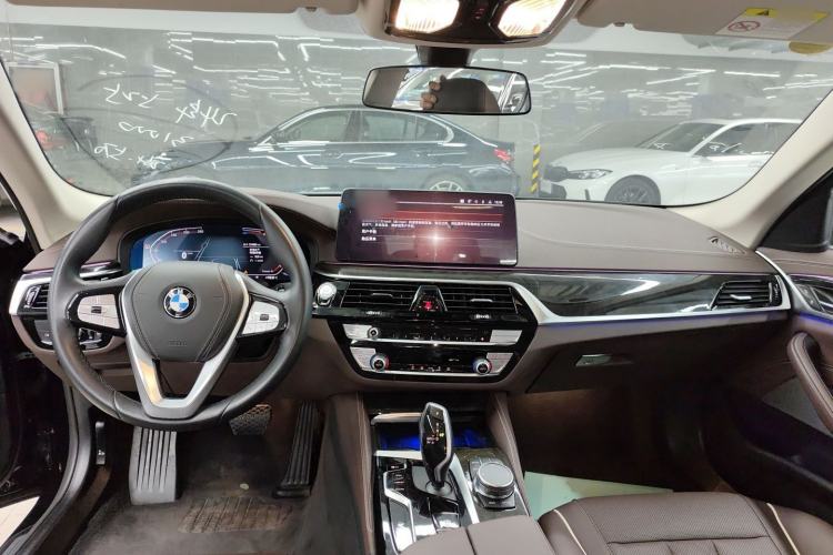 Used BMW 5 Series 2022 Second Facelift 525Li Luxury Package