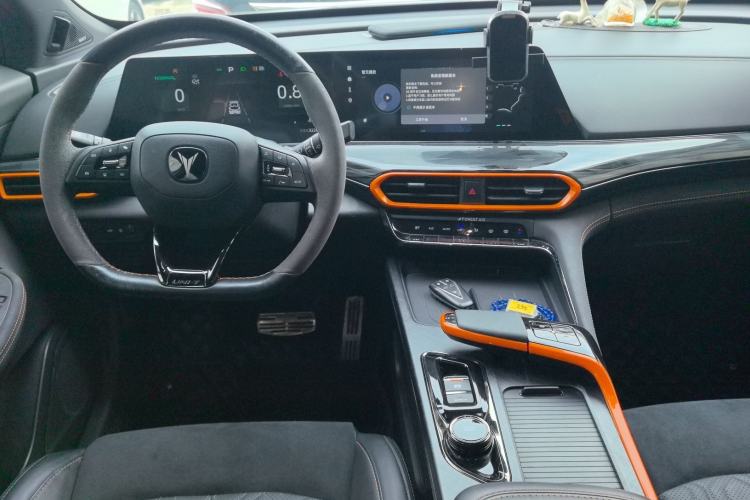 Used CHANGAN UNI-T 2022 1.5T Sport Edition Flagship Version
