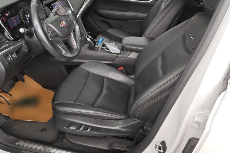 Used Cadillac XT5 2020 28T Luxury Version
