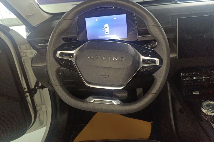 Used Wuling Xingguang 2024 Co-creation Edition 150 Standard Model
