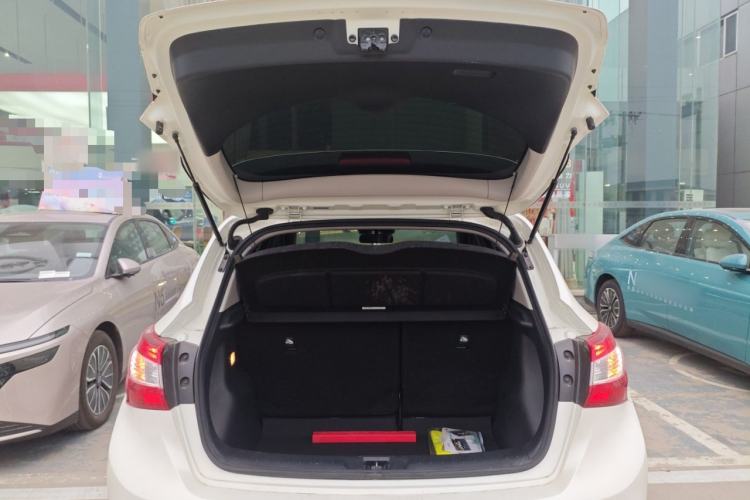 Used Nissan Tiida 2021 1.6L CVT Smart Drive Edition Trunk