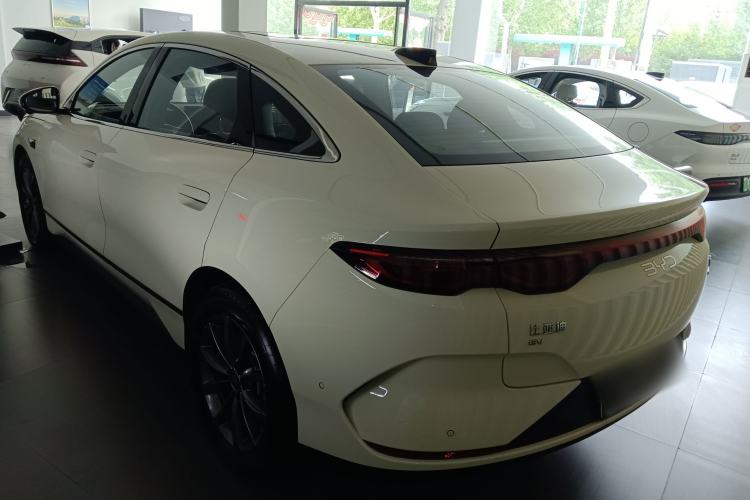 Used BYD Qin L 2025 EV 545KM Beyond Version Rear Left 45 Deg