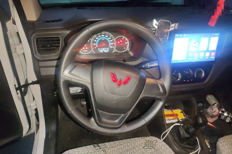 Used Wuling Hongguang V 2022 1.5L Enjoy Edition Electric-Powered LAR
