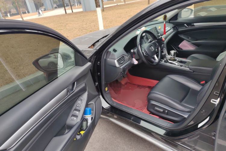 Used Honda Accord 2018 260TURBO Luxury Edition China VI Driver Seat