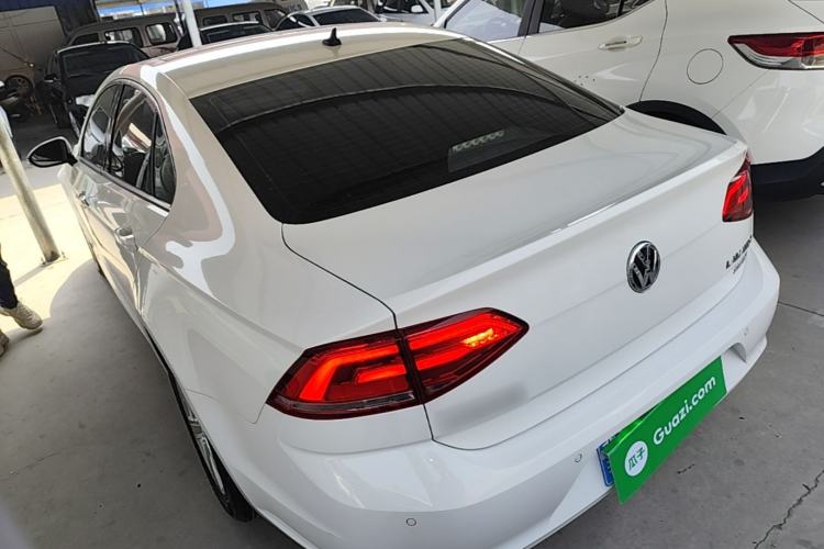 Used Volkswagen Lamando 2017 230TSI DSG Fashion Edition Rear Left 45 Deg