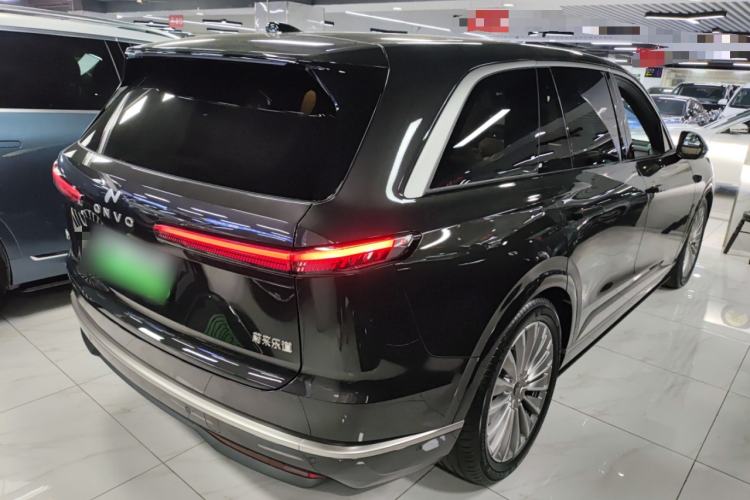 Used ONVO Luxeed L90 2025 Model—Max Seven-Seater Version