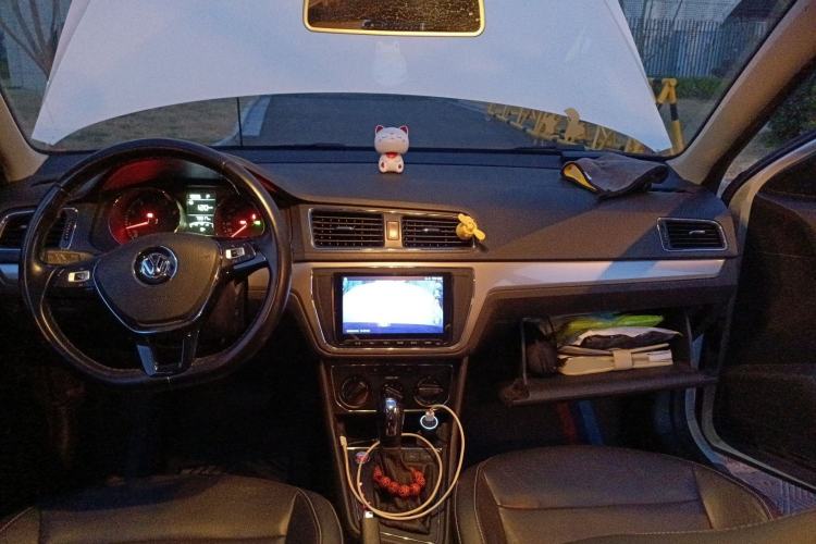 Used Volkswagen Lavida 2017 1.6L Automatic Comfort Edition
