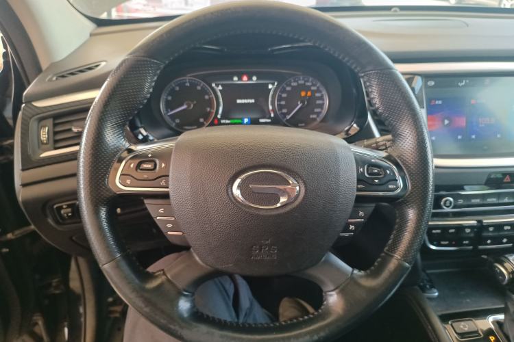 Used GAC Trumpchi GS7 2017 280T Two-Wheel Drive Luxury Model Steering Wheel