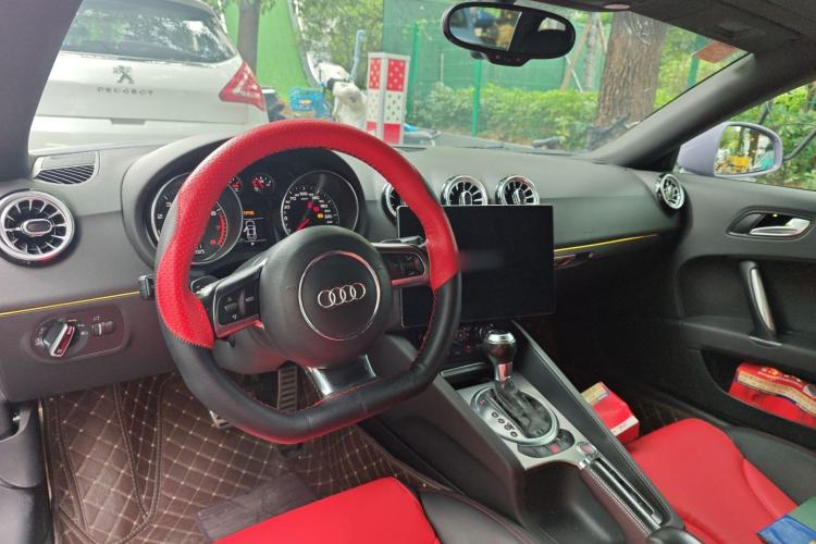Used Audi TT 2011 TT Roadster 2.0TFSI
