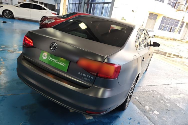 Used Volkswagen Sagitar 2017 230TSI Automatic Comfort Version