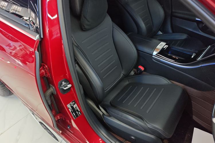 Used Mercedes-Benz C-Class 2023 Restyled C 260 L Sport Edition
