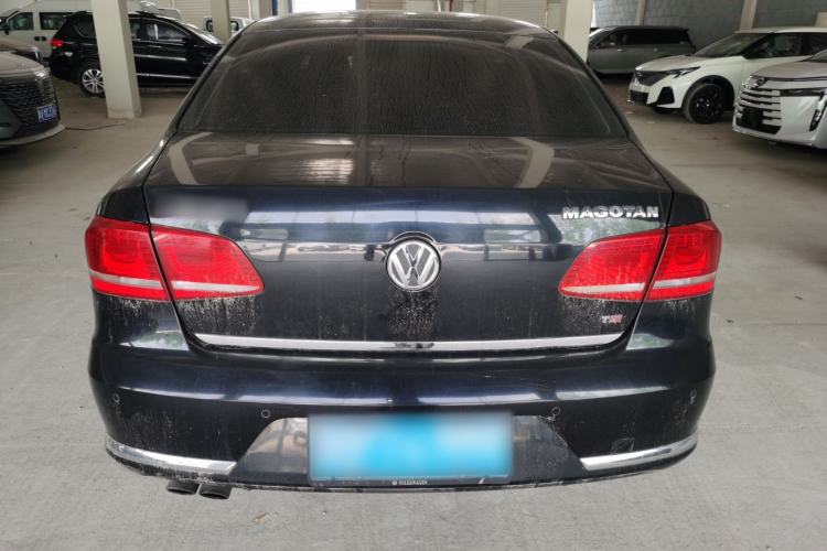 Used Volkswagen Magotan 2013 1.8TSI Prestige Model Rear